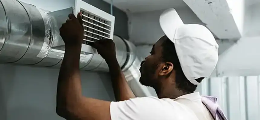 Our Licensed And Insured Cleaners in Carbondale, IL